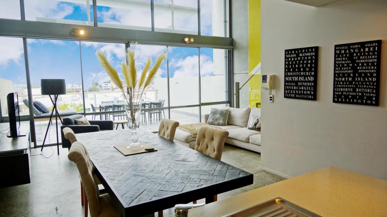 City Fringe Apartment With Sky Tower And City Views Окленд Экстерьер фото