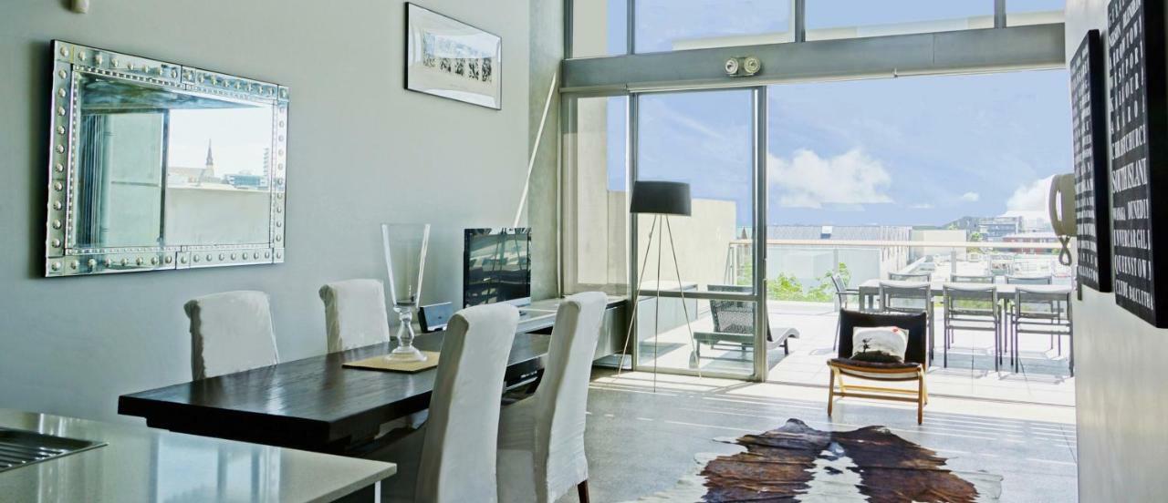 City Fringe Apartment With Sky Tower And City Views Окленд Экстерьер фото